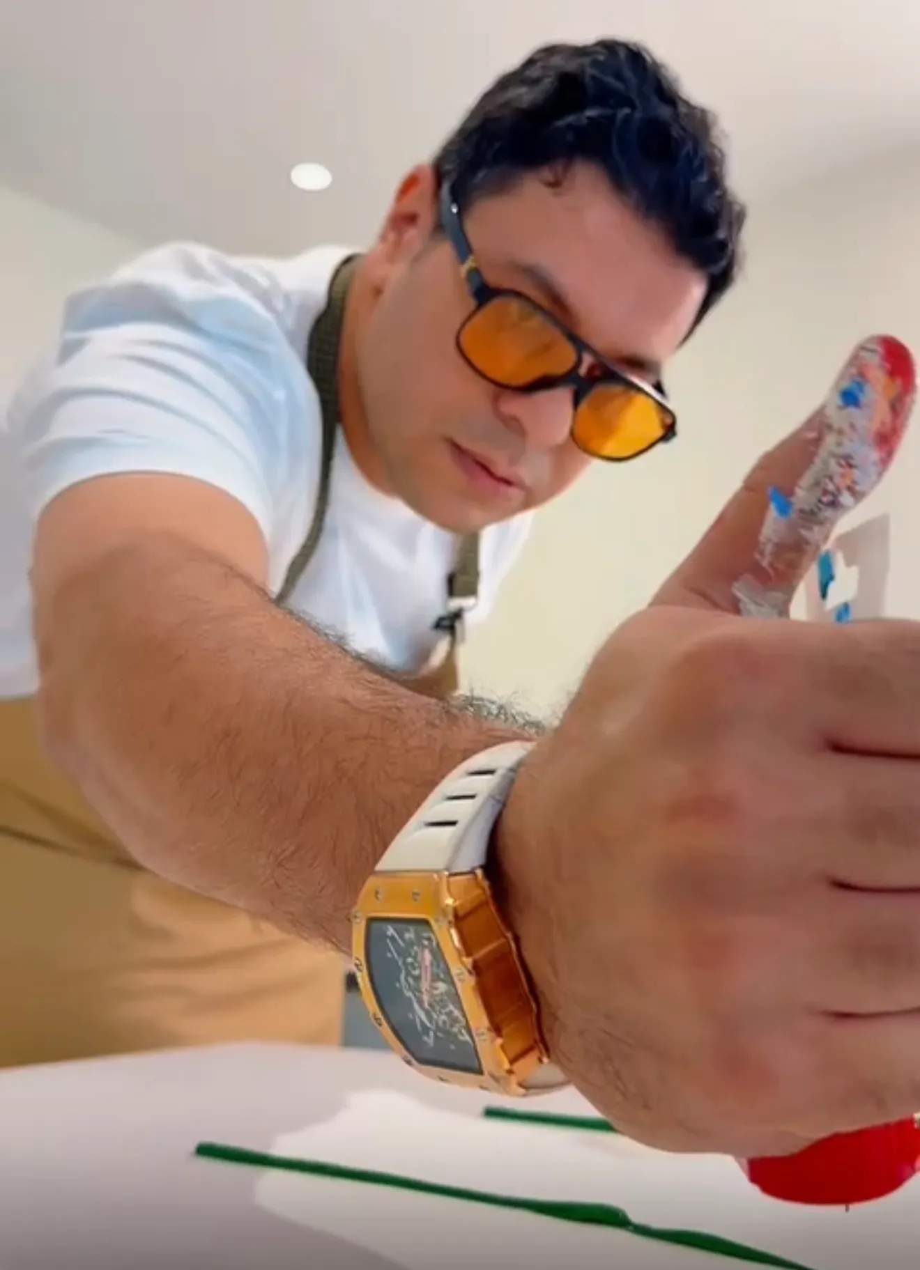 Mohammad Halakoei at work